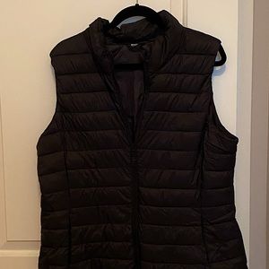 Light puffer vest